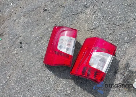 2013 Chrysler Town & Country Touring-L из США, поврежденный, VIN 2C4RC1CG2DR766949